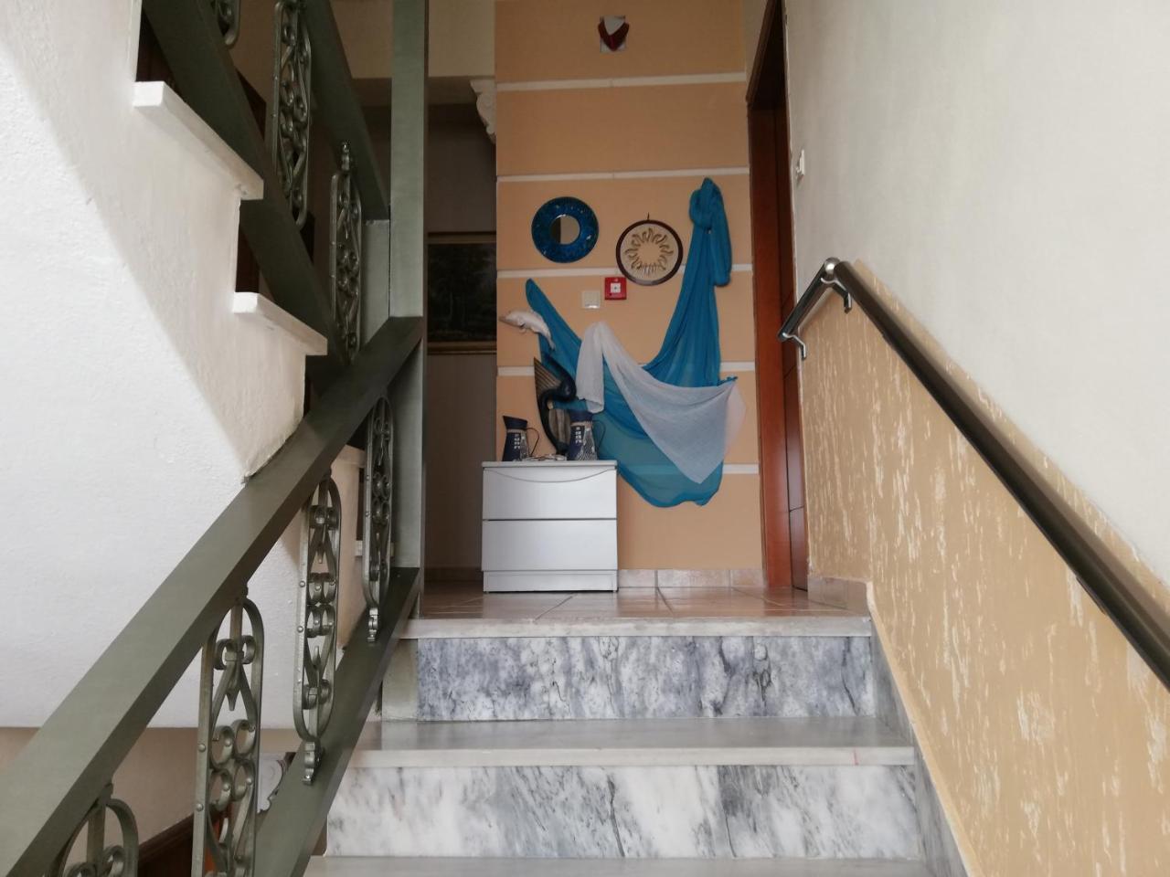 Paralía Sea Side Villa Economou מראה חיצוני תמונה