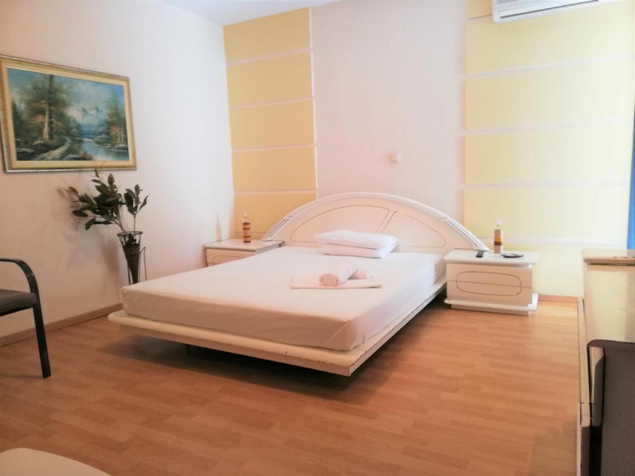 Paralía Sea Side Villa Economou מראה חיצוני תמונה