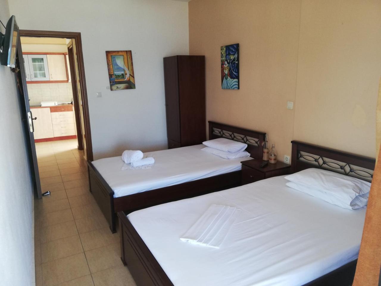 Paralía Sea Side Villa Economou מראה חיצוני תמונה