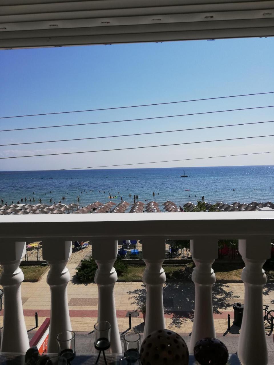 Paralía Sea Side Villa Economou מראה חיצוני תמונה