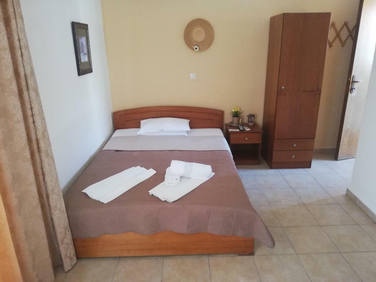 Paralía Sea Side Villa Economou מראה חיצוני תמונה